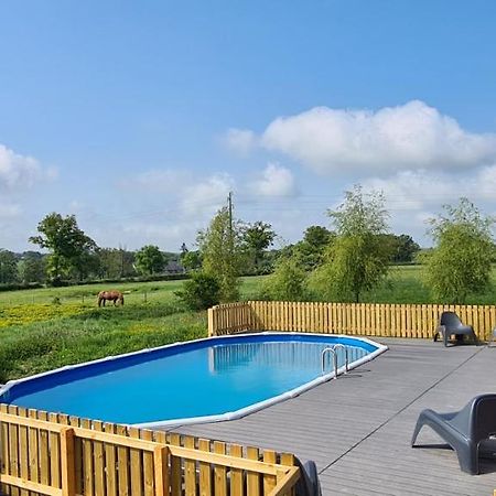 Le Petit Moulin Bed & Breakfast Saint-Hilaire  Exterior photo