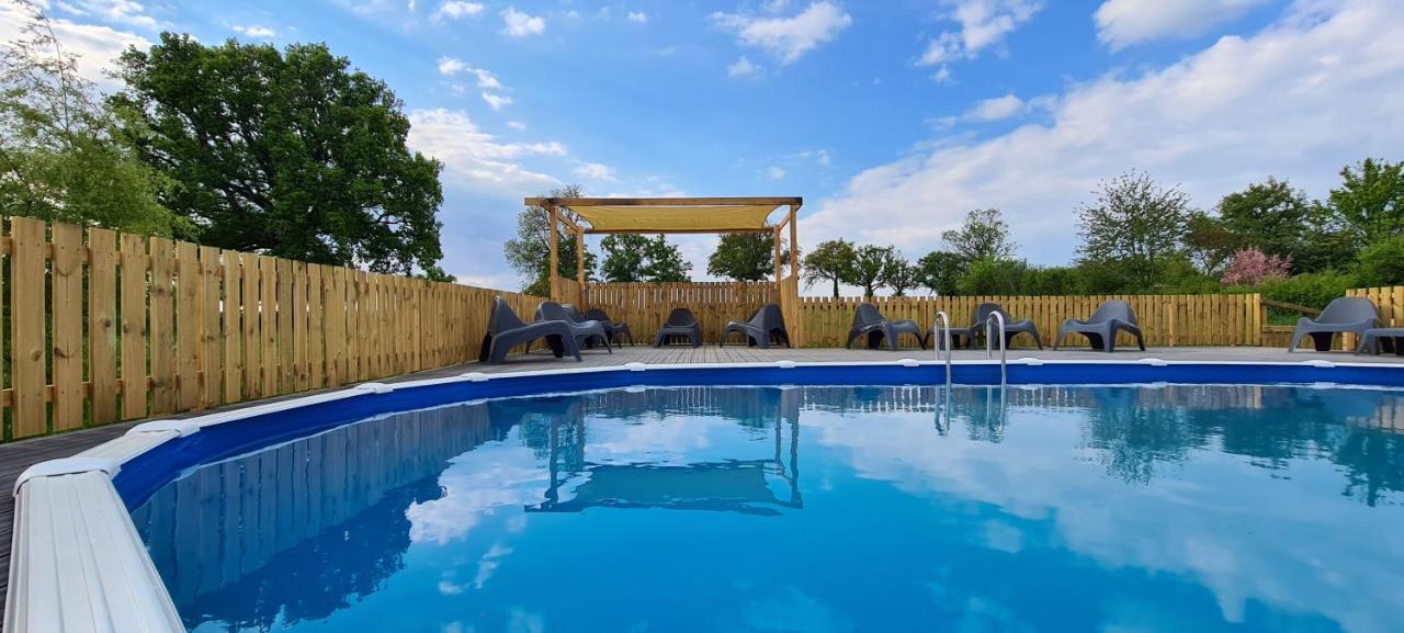 Le Petit Moulin Bed & Breakfast Saint-Hilaire  Exterior photo