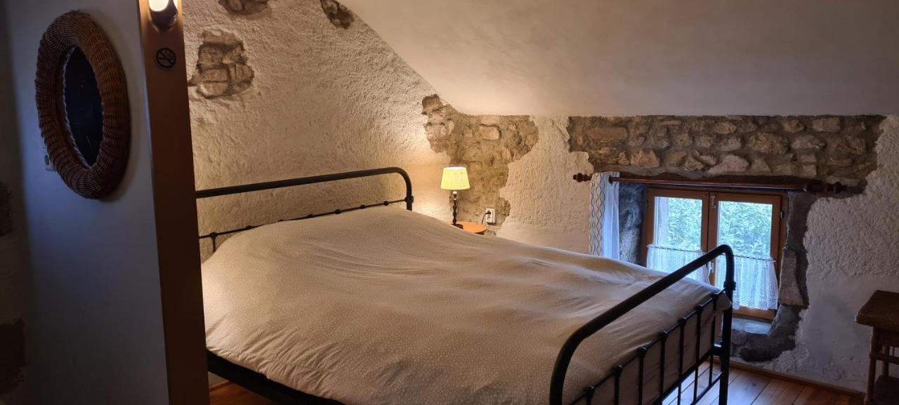 Le Petit Moulin Bed & Breakfast Saint-Hilaire  Exterior photo