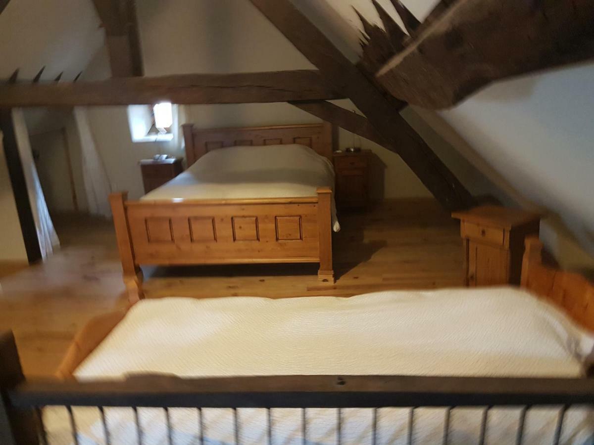 Le Petit Moulin Bed & Breakfast Saint-Hilaire  Exterior photo