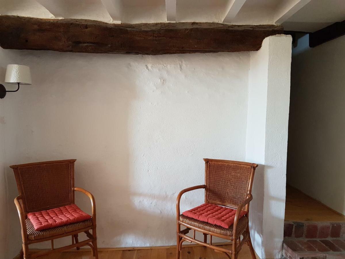 Le Petit Moulin Bed & Breakfast Saint-Hilaire  Exterior photo
